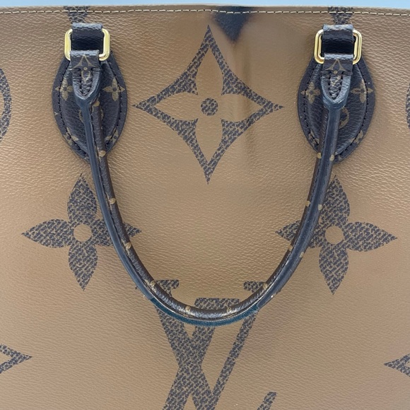 (SOLD) Louis Vuitton Reverse Monogram OntheGo GM Tote (TJ4260) - Picture 12 of 15